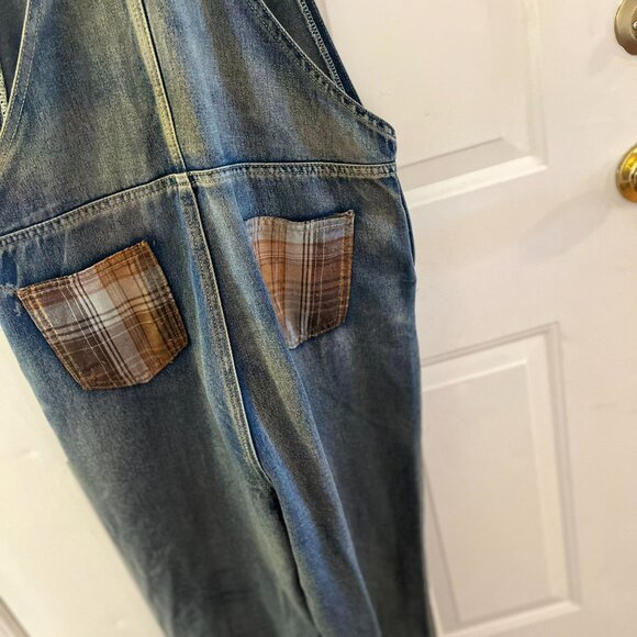 Looney Tunes Cool Trendy Destressed Summer Beach Overall's Sz Med - Picture 8 of 11